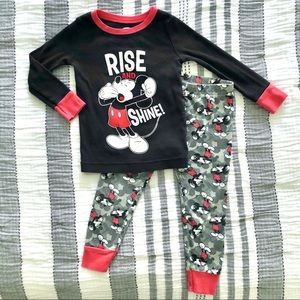 Old Navy Disney | Mickey Mouse Long Pajamas Set 2T